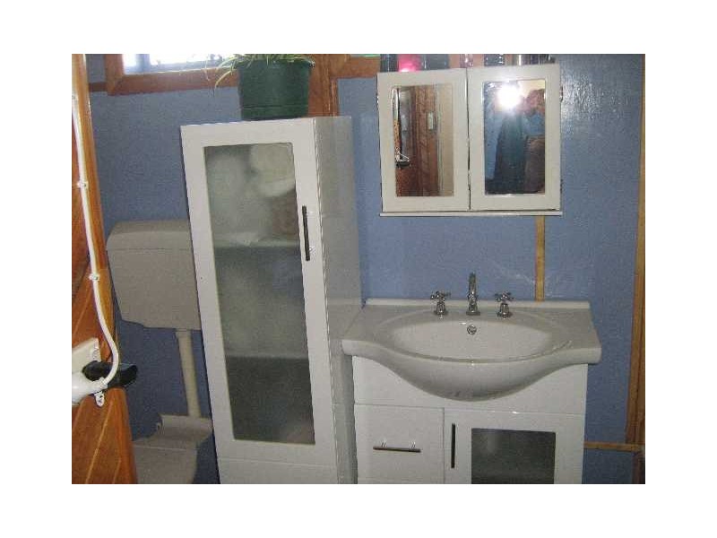 New Norfolk TAS 7140