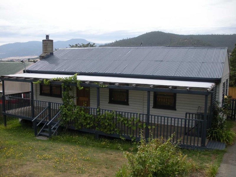 New Norfolk TAS 7140