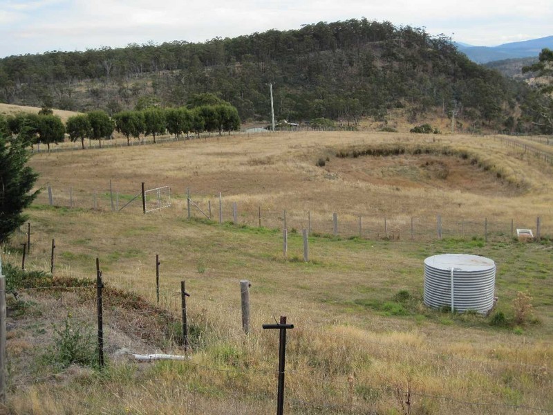 20 Garth Lane, Black Hills TAS 7140