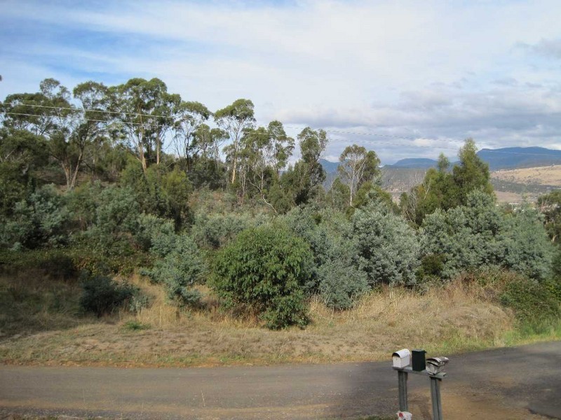 New Norfolk TAS 7140