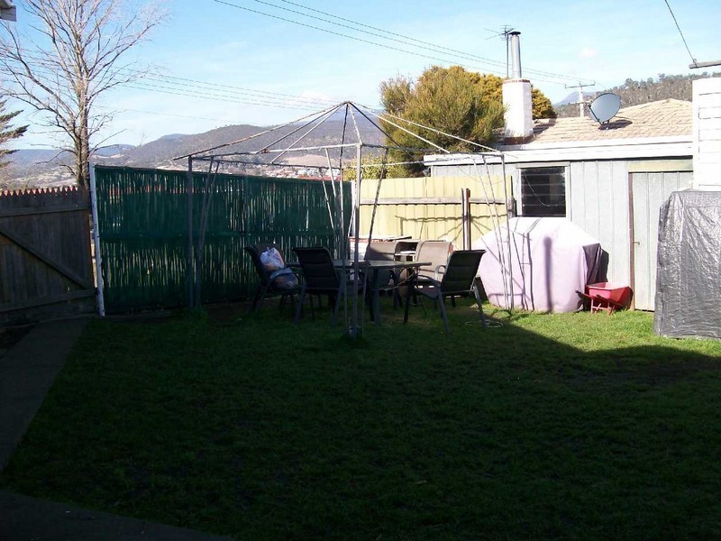 New Norfolk TAS 7140