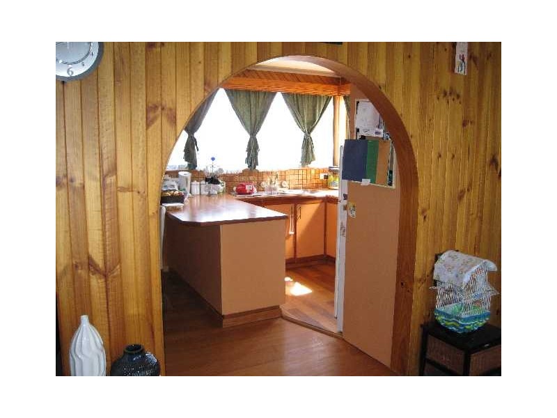 New Norfolk TAS 7140