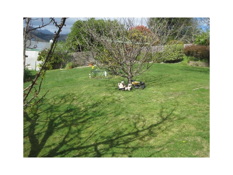 17 Trevor Terrace, New Norfolk TAS 7140
