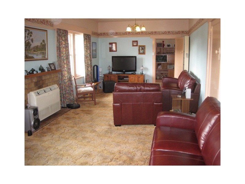 17 Trevor Terrace, New Norfolk TAS 7140