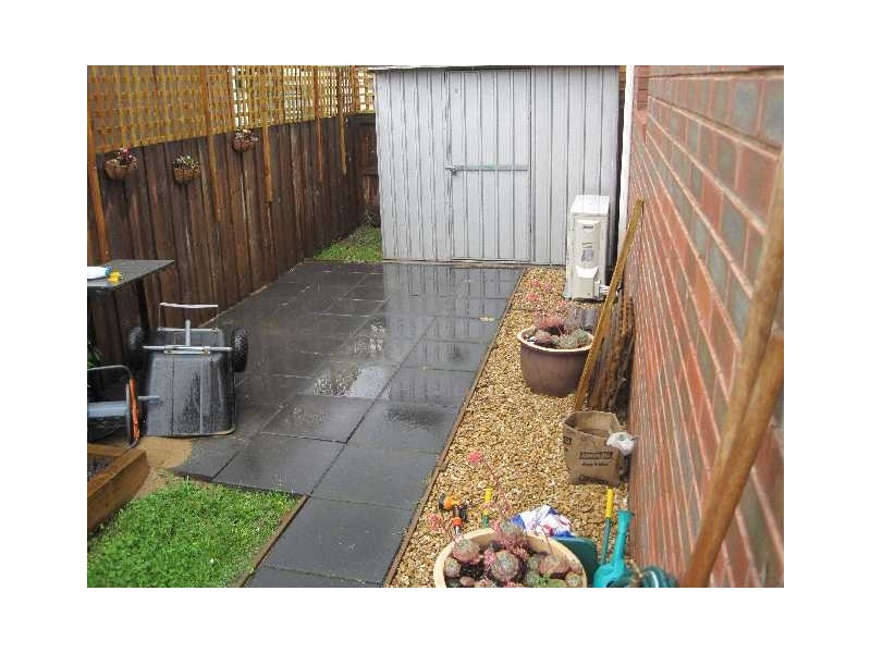 Unit 2/42 George Street, New Norfolk TAS 7140