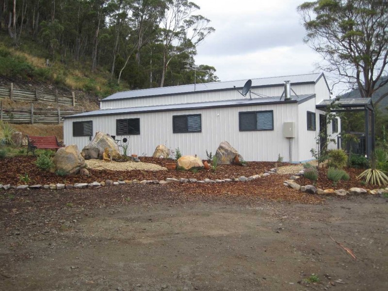 Molesworth TAS 7140