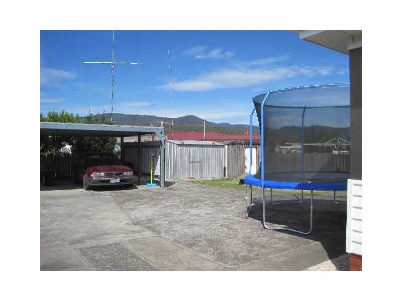 New Norfolk TAS 7140