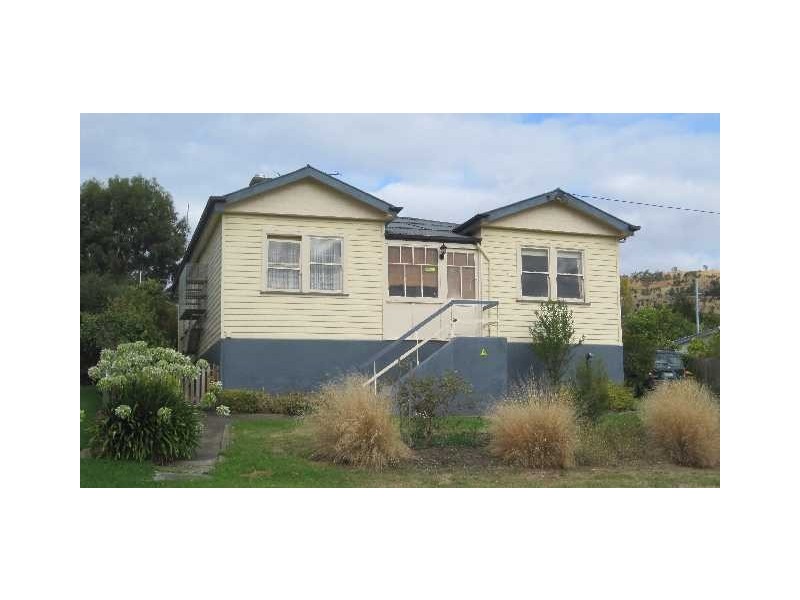 32 Lachlan Road, New Norfolk TAS 7140