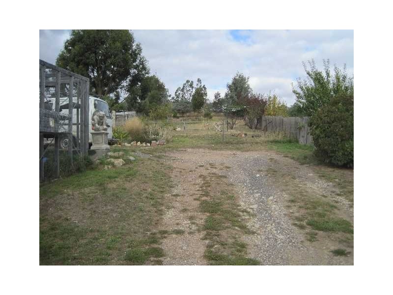 32 Lachlan Road, New Norfolk TAS 7140