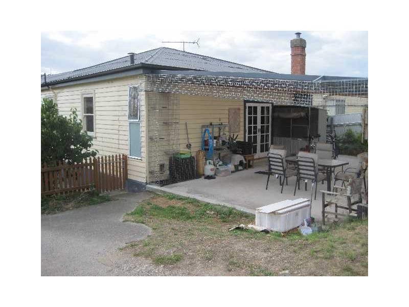 32 Lachlan Road, New Norfolk TAS 7140