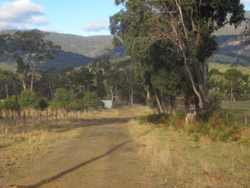 Lachlan TAS 7140
