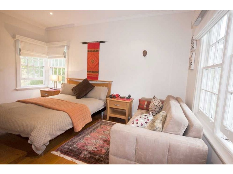 New Norfolk TAS 7140