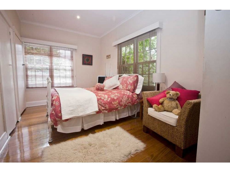 New Norfolk TAS 7140