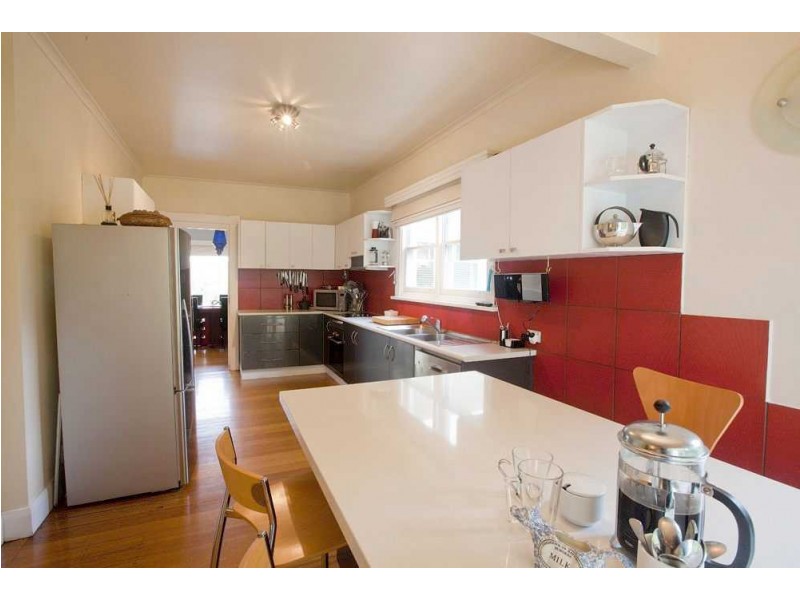 New Norfolk TAS 7140