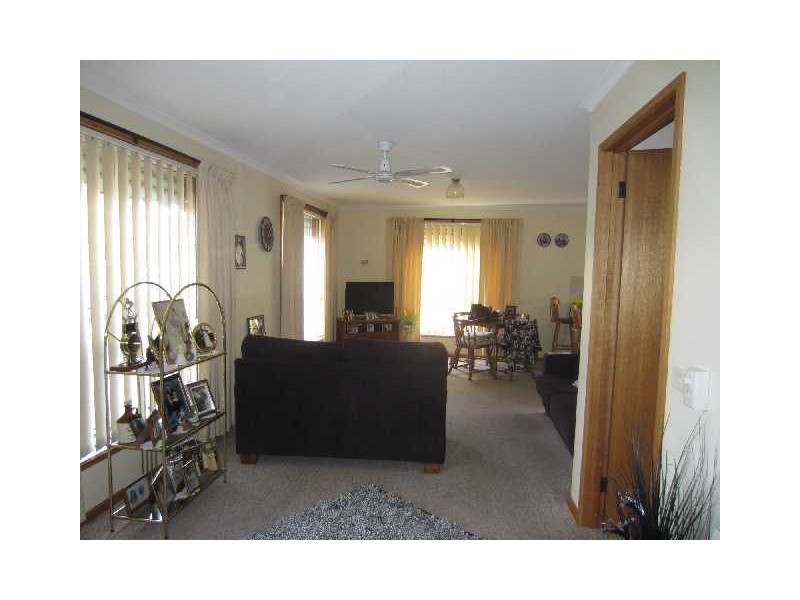 New Norfolk TAS 7140