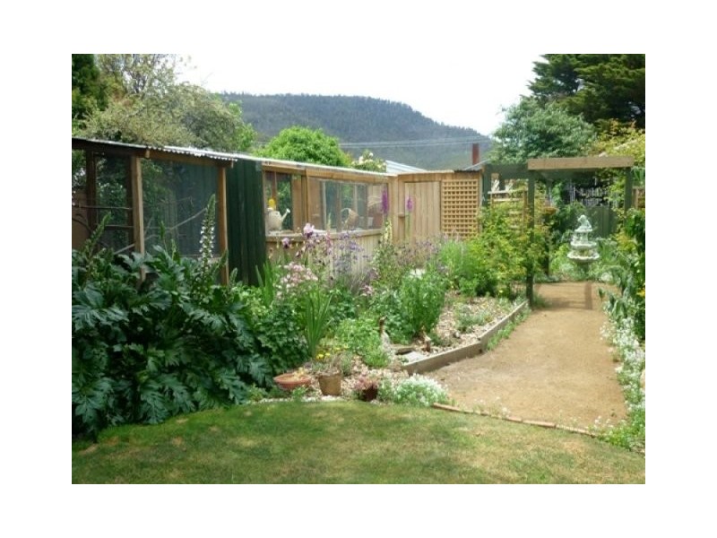 74 Derwent Terrace, New Norfolk TAS 7140