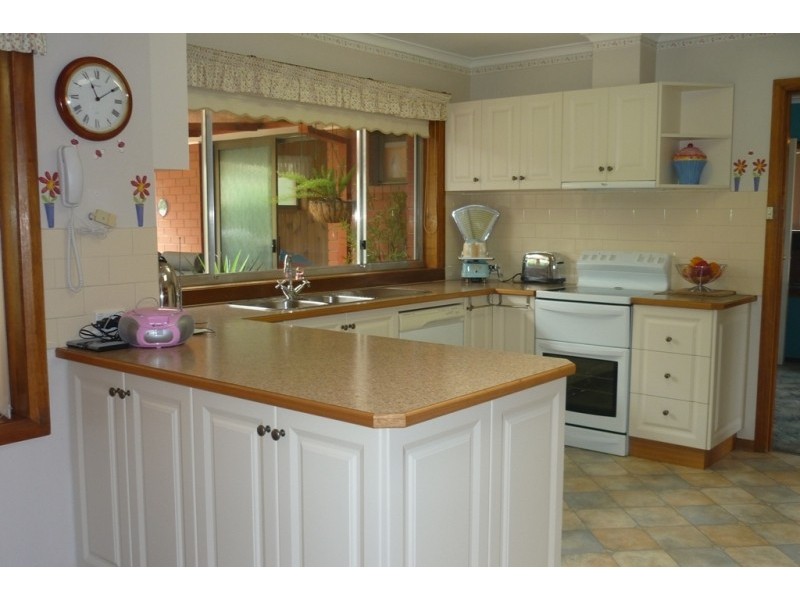 New Norfolk TAS 7140