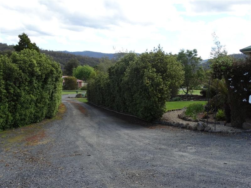 21 Oakdale Road, New Norfolk TAS 7140