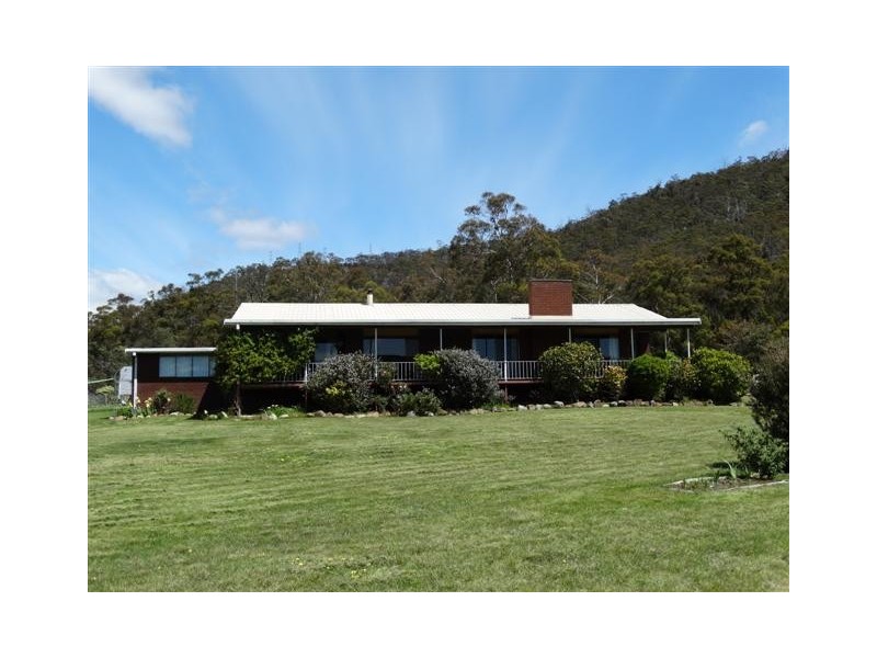 Molesworth TAS 7140