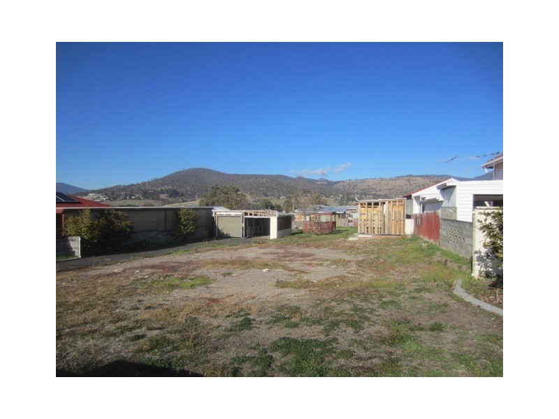 New Norfolk TAS 7140