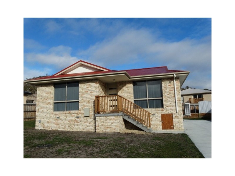 New Norfolk TAS 7140