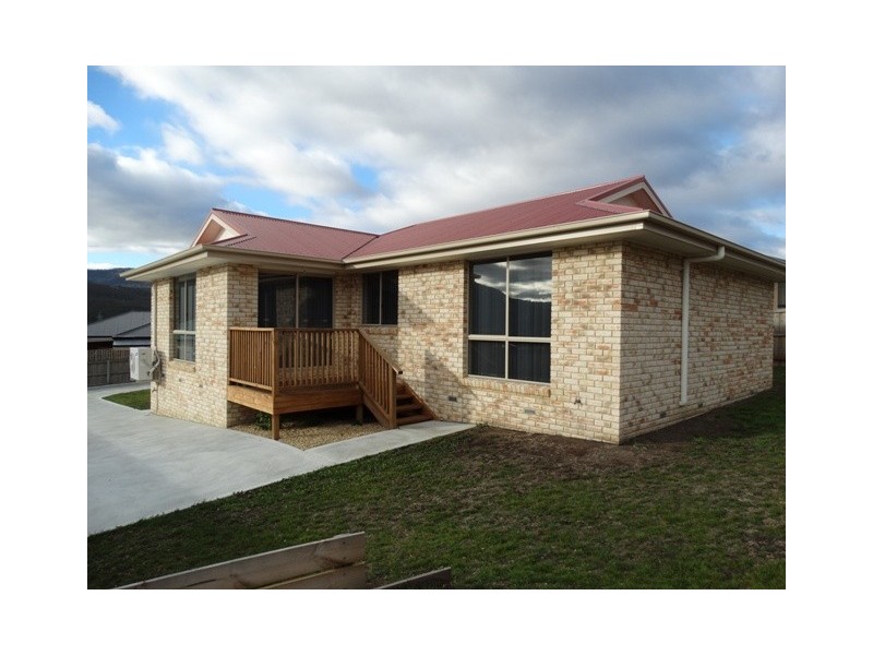 New Norfolk TAS 7140