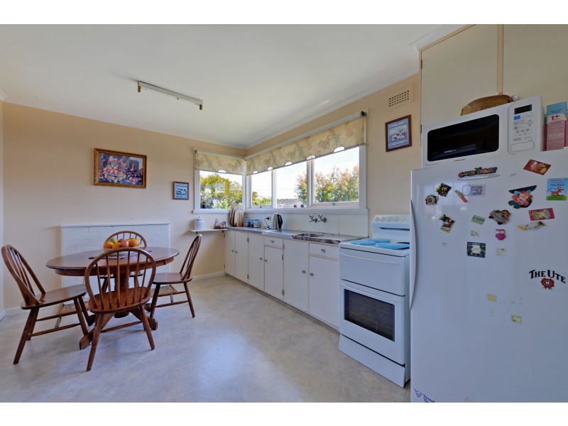 1 Giddy Avenue, New Norfolk TAS 7140
