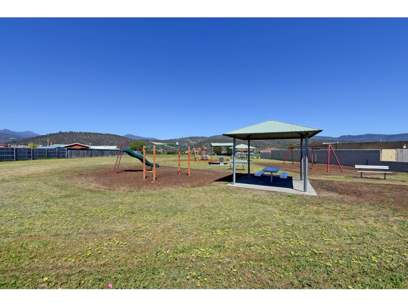 1 Giddy Avenue, New Norfolk TAS 7140
