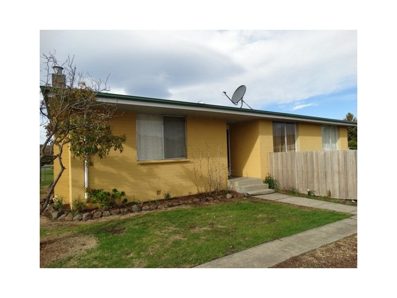 37 Britten Street, New Norfolk TAS 7140