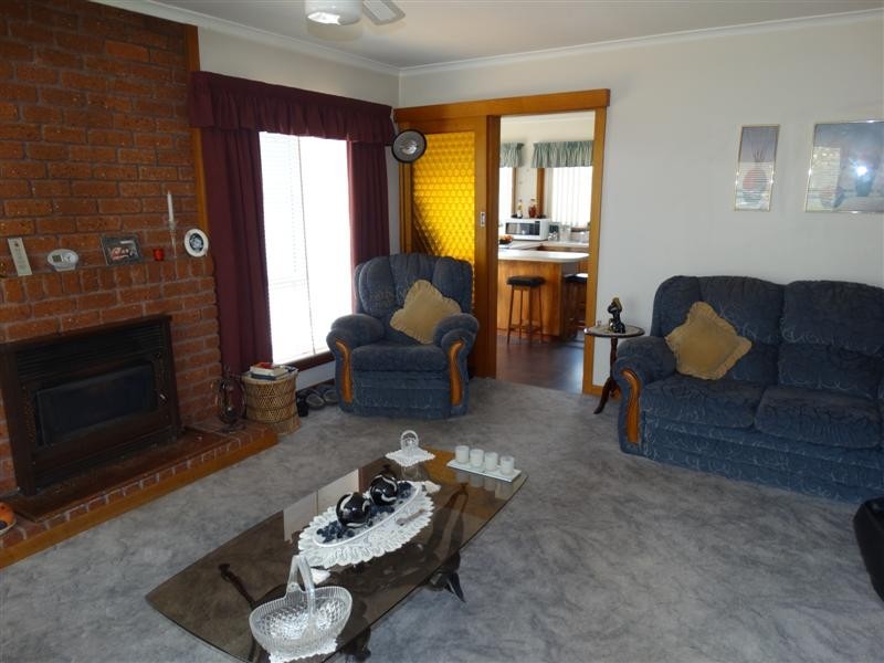 45 Pioneer Avenue, New Norfolk TAS 7140