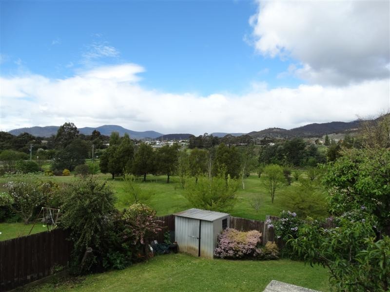 45 Pioneer Avenue, New Norfolk TAS 7140