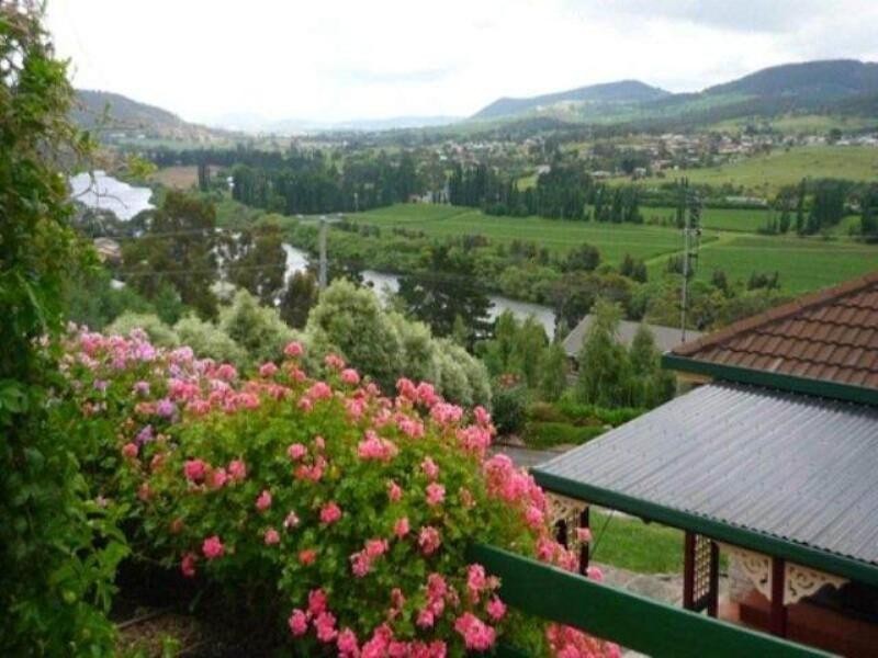 68 Sharland Ave, New Norfolk TAS 7140