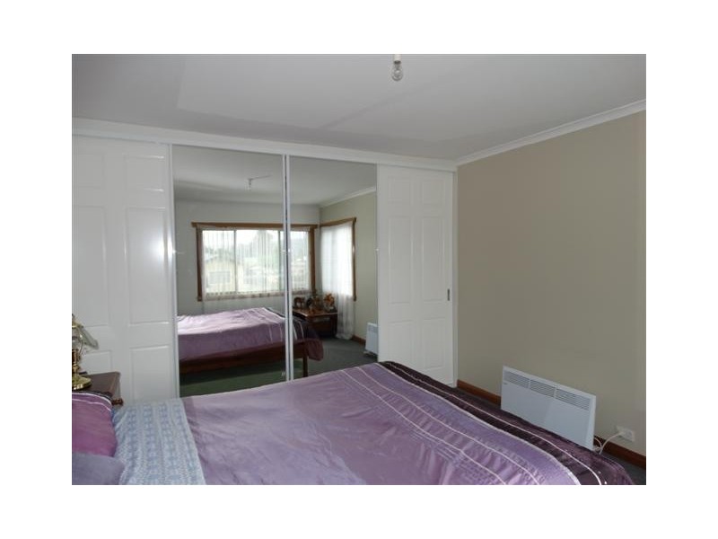 27 Sixth Avenue, New Norfolk TAS 7140