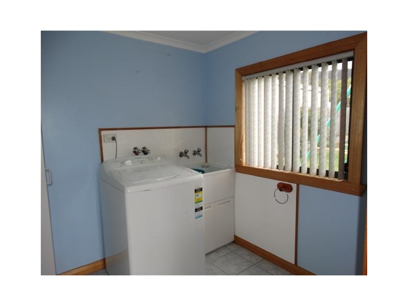 27 Sixth Avenue, New Norfolk TAS 7140