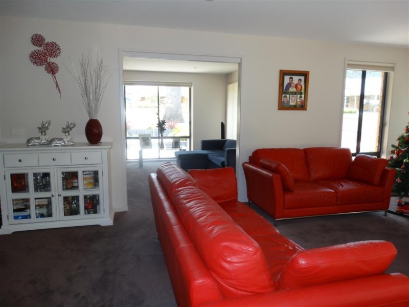83 Derwent Terrace, New Norfolk TAS 7140