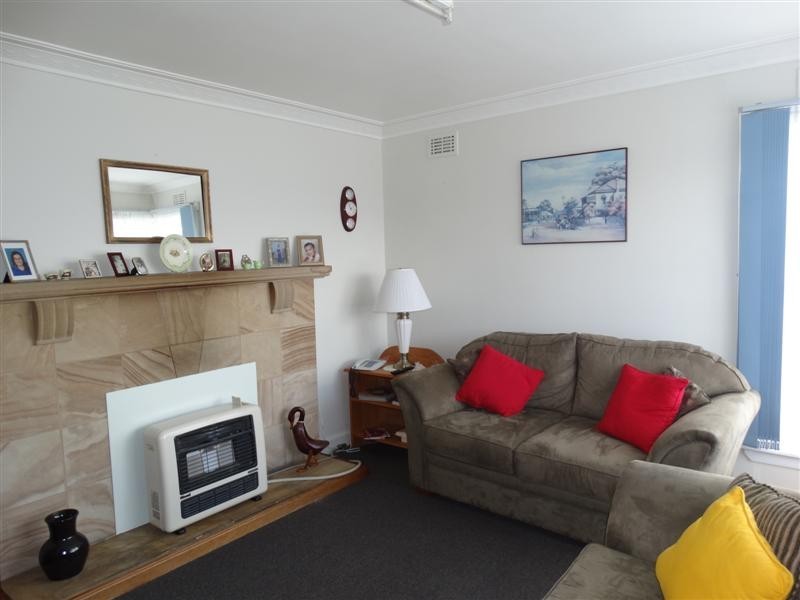 76 The Esplanade, Oatlands TAS 7120