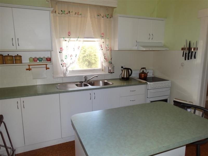 7 Hillside Crescent, New Norfolk TAS 7140