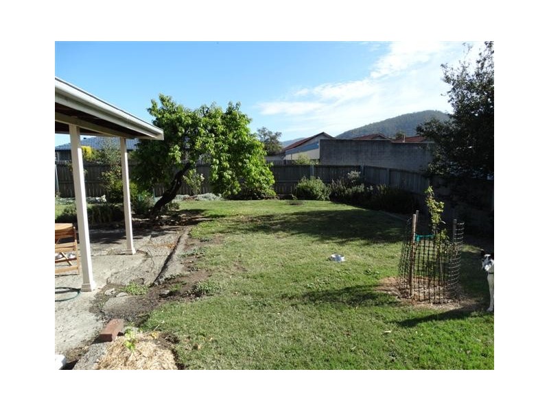 20 Charles Street, New Norfolk TAS 7140