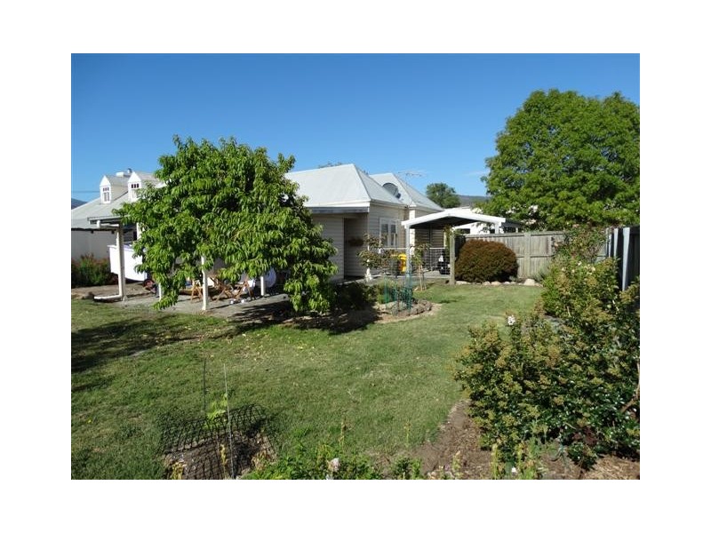 20 Charles Street, New Norfolk TAS 7140