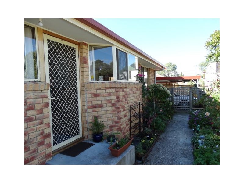2/19 Humphrey Street, New Norfolk TAS 7140