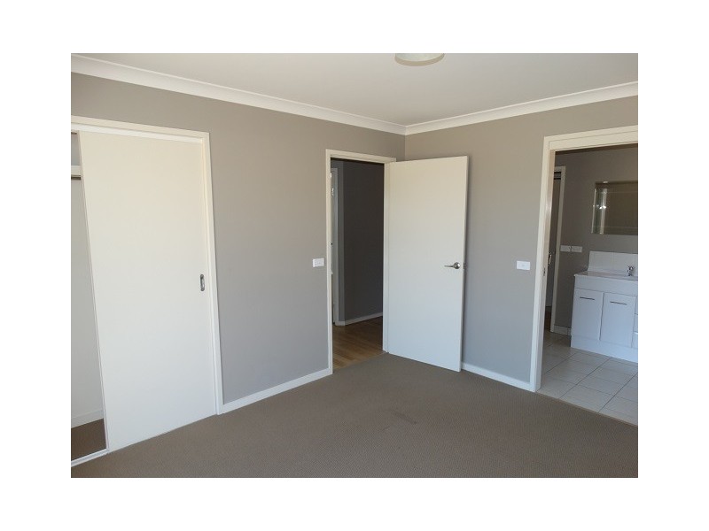 2 Gateway Drive, New Norfolk TAS 7140