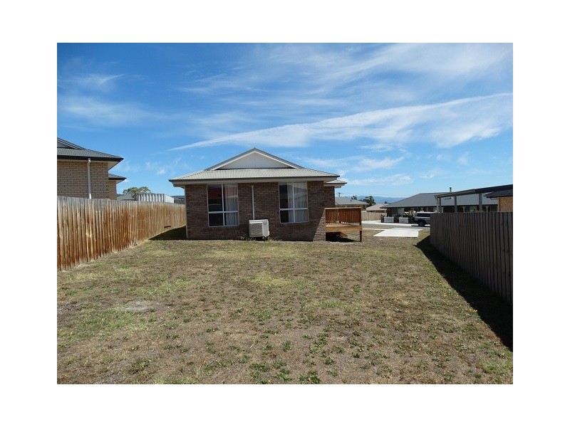 2 Gateway Drive, New Norfolk TAS 7140