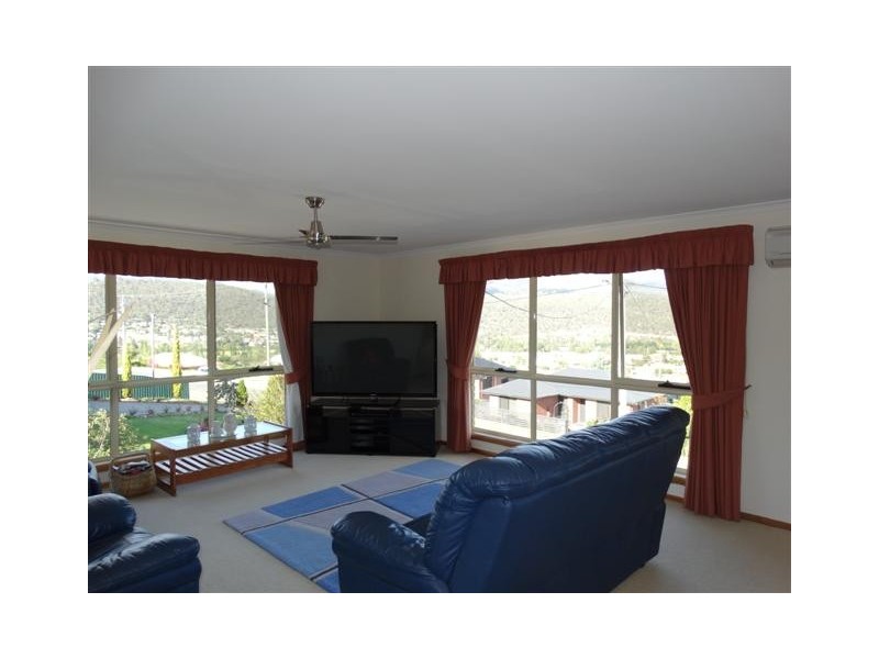 6 Carter Court, New Norfolk TAS 7140