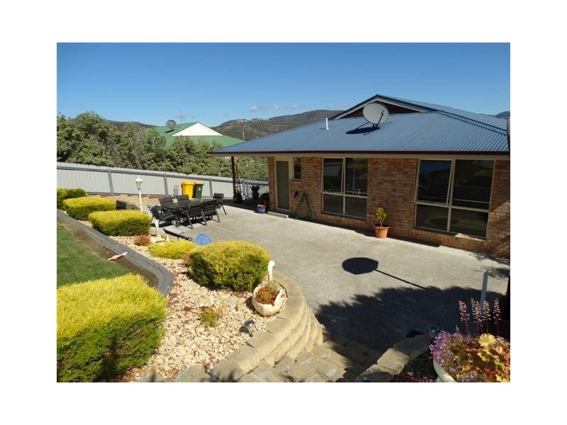 6 Carter Court, New Norfolk TAS 7140