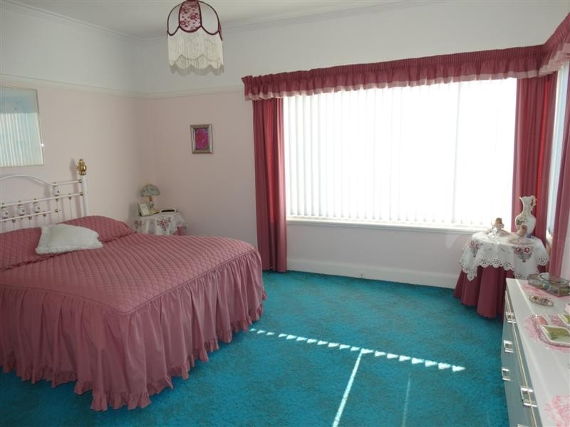 12 Dean Street, New Norfolk TAS 7140