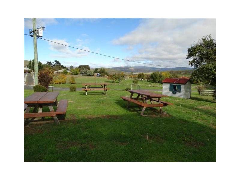 32 Franklin Place, Hamilton TAS 7140