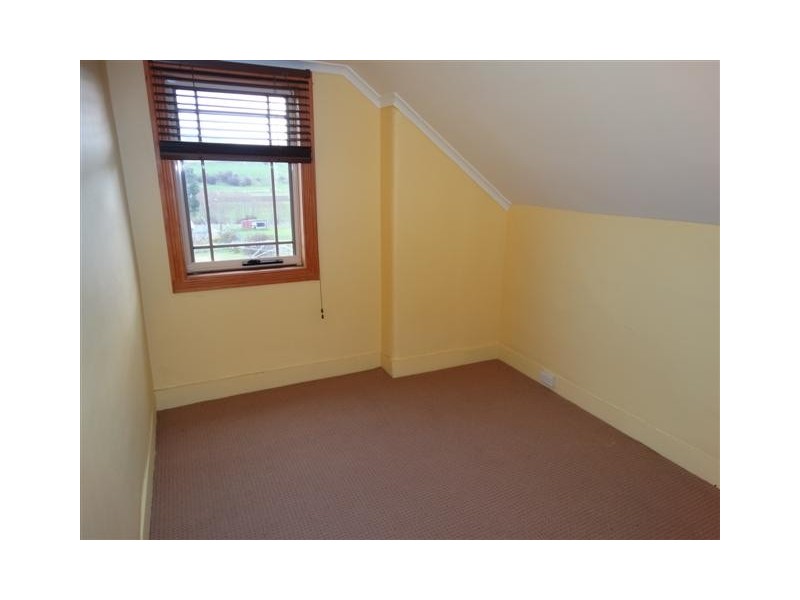32 Franklin Place, Hamilton TAS 7140
