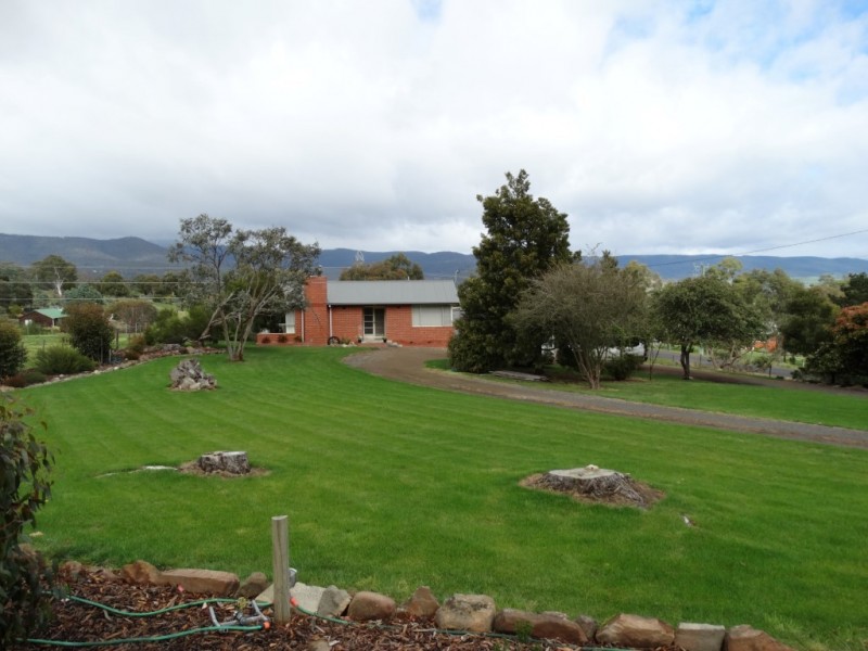 105 Saddle Road, New Norfolk TAS 7140