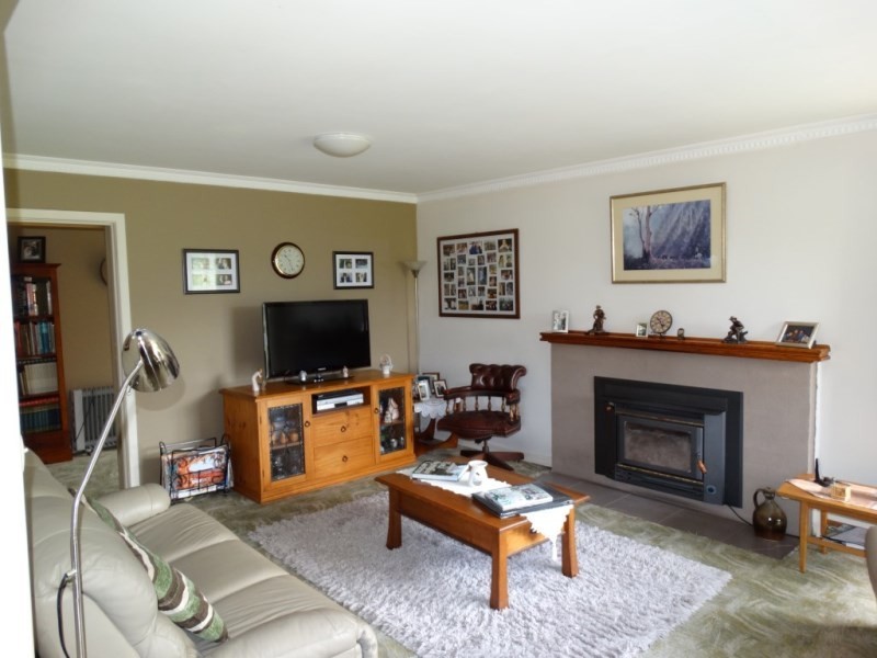 105 Saddle Road, New Norfolk TAS 7140