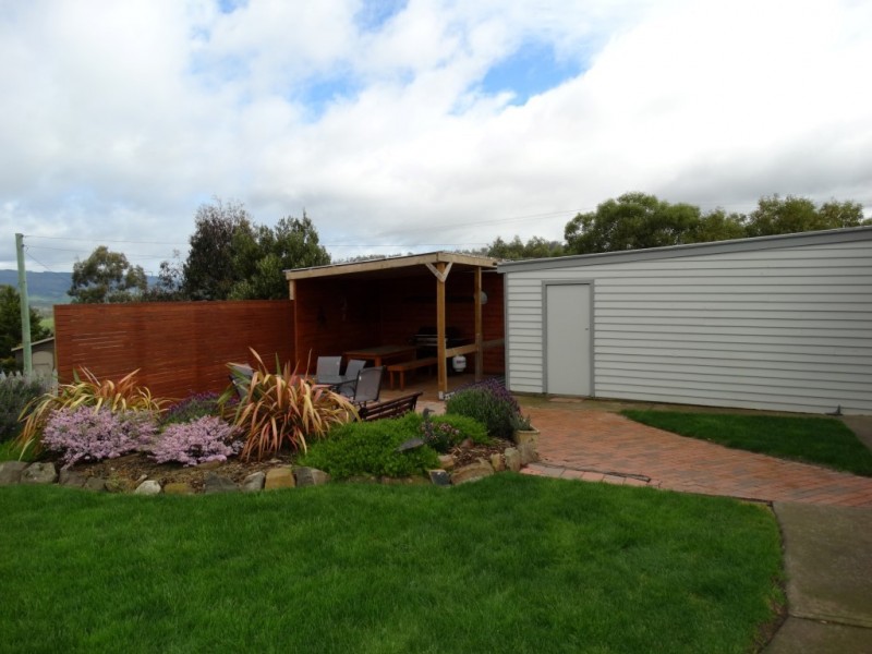 105 Saddle Road, New Norfolk TAS 7140